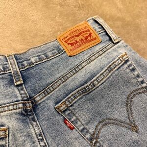 Levi's Classic Blue Jeans with Red Tab